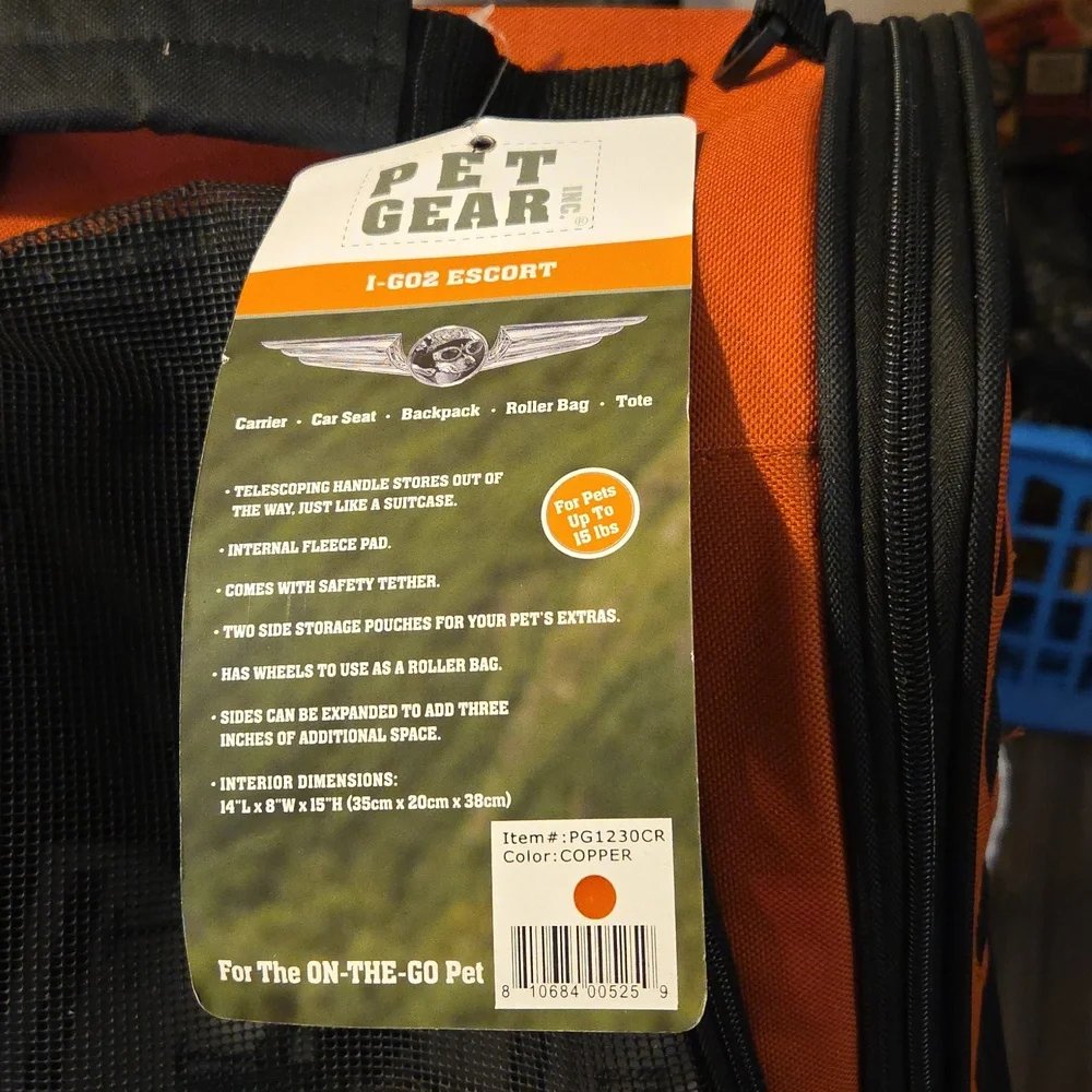 Pet Gear Orange and Black Pet Carrier I-GO2 ESCORT
